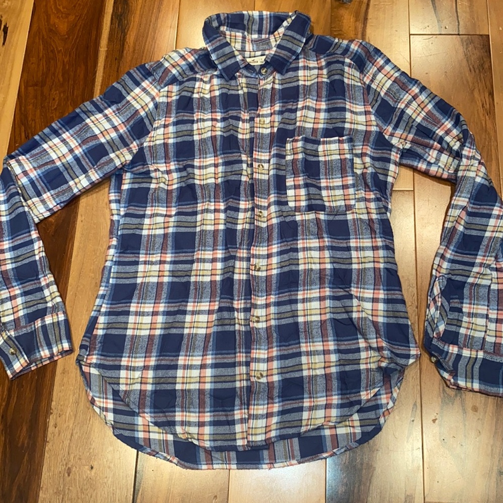 NWOT~HOLLISTER SOFT FLANNEL FULL BUTTON~SMALL